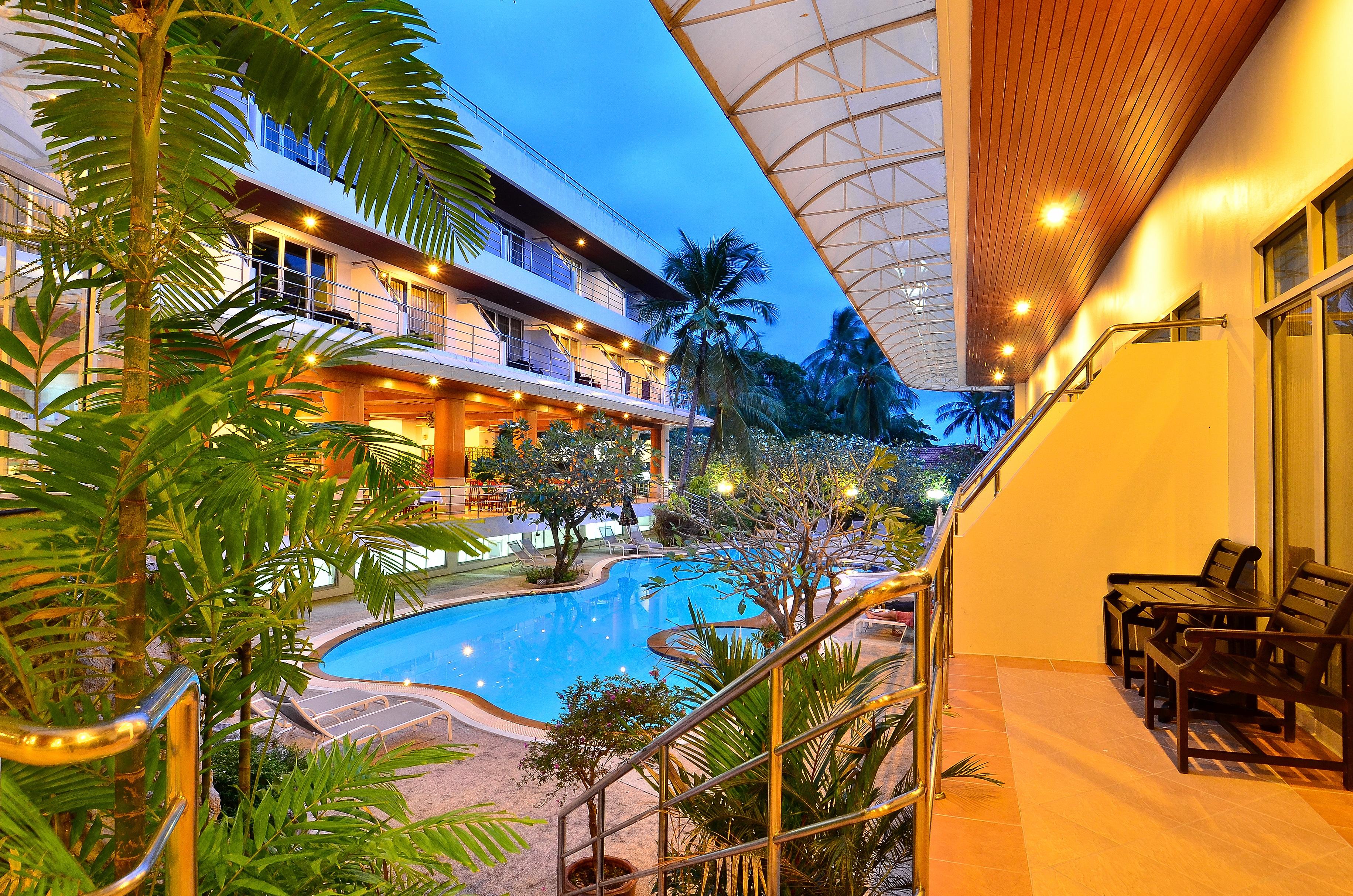Samui First House Hotel Praia Chaweng Exterior foto