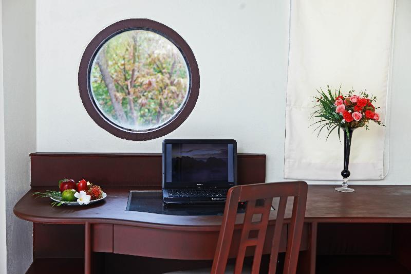 Samui First House Hotel Praia Chaweng Exterior foto
